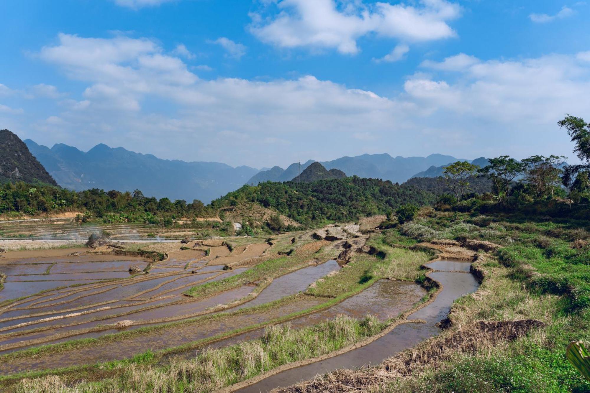 Oh Pu Luong Homestay Huong Ba Thuoc Exterior foto